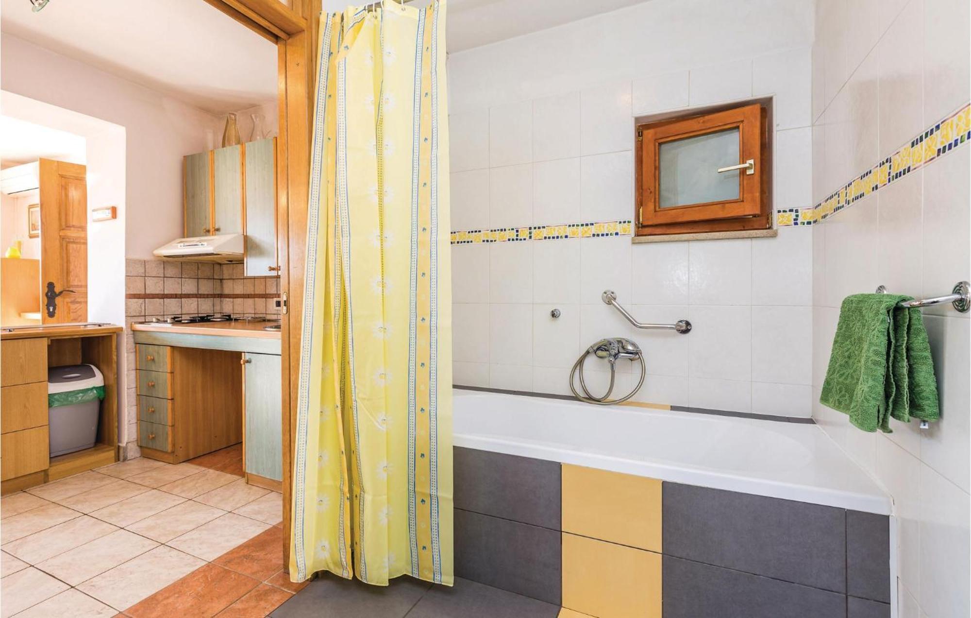 Stunning Apartment In Rijeka With 1 Bedrooms And Wifi Kültér fotó